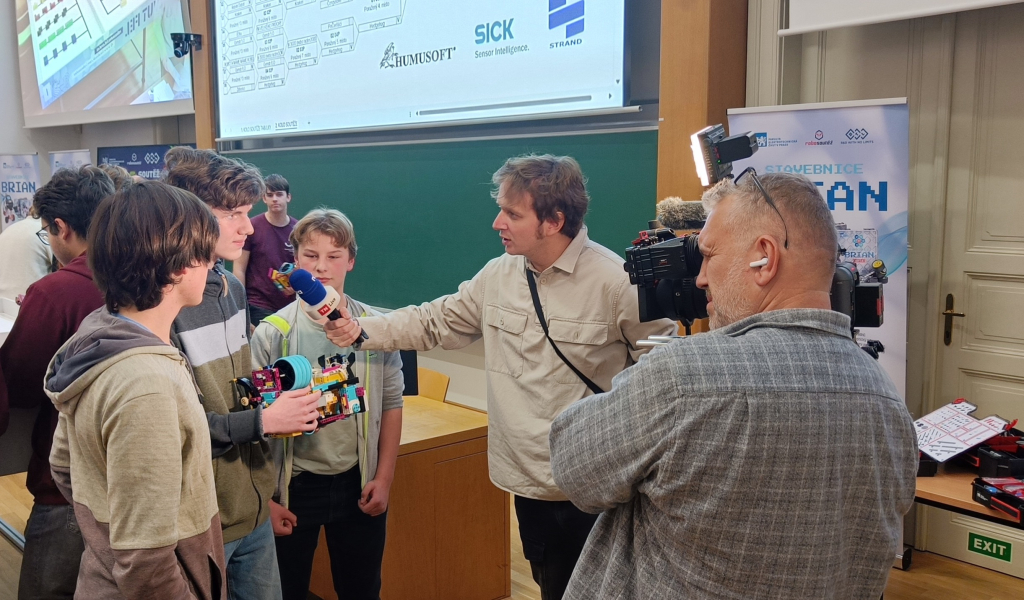 1. místo v ROBOSOUTĚŽI!